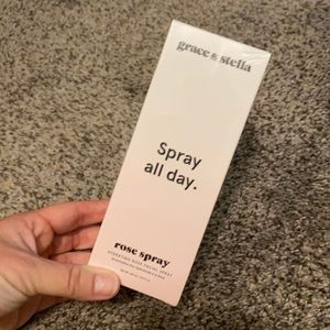 NIB Grace & Stella Rose Spray